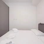 I-host - Bright 1br With Balcony In Apartment Mailand