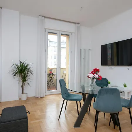 I-host - Bright 1br With Balcony In Daire