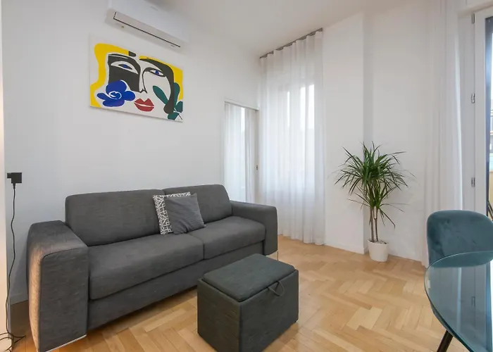 I-host - Bright 1br With Balcony In *